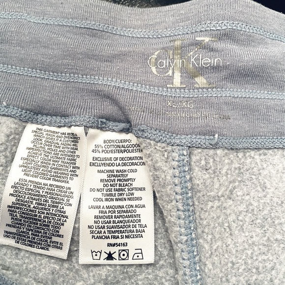 Calvin Klein drawstring luxury sweatpants - Picture 4 of 4